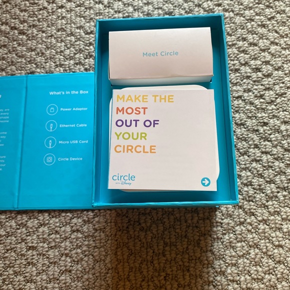 Disney+ circle device NEW - Picture 6 of 9